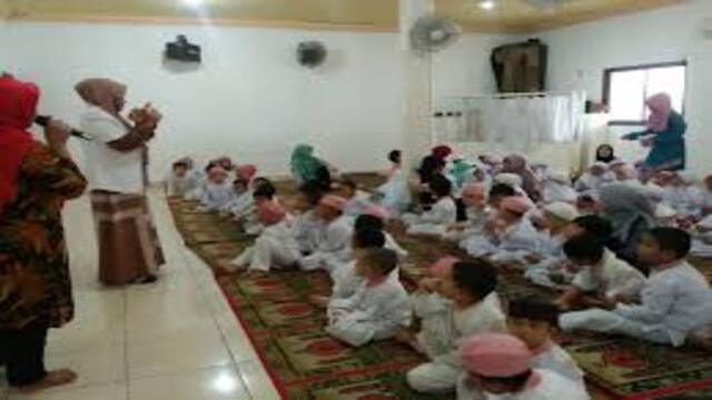 Pentingnya Pendidikan Moral dan Agama dalam Membentuk